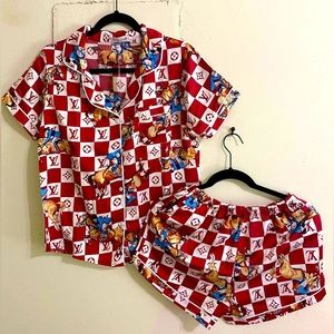 🛍 Luxury inspired short sleeves pajamas set 😴